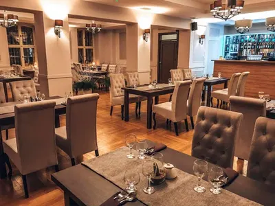 Black Dave Restaurant